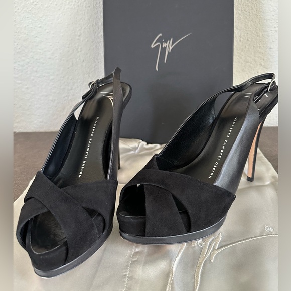 LIKE NEW-Very gently worn. Suede & leather combo sling back w/ platform front - Picture 5 of 7